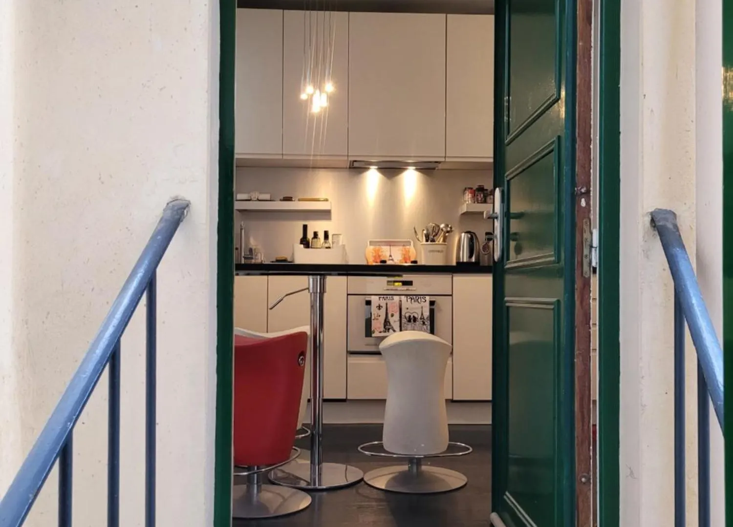 Apartamento Studio Calme Proche Montmartre Et Batignolles - Metro 13 Et 14 París